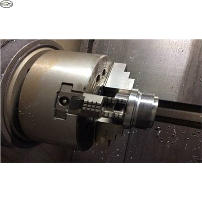 1510 mm Longueur de la plate-forme Ciseaux hydrauliques Ascenseur de voiture 220v 2.2kw Pour les véhicules de 4000 kg