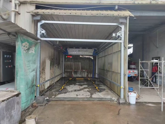 FS360 Lave-auto entièrement automatique 38Kw 360 Machine à laver les voitures Système de recyclage de l'eau à haute pression