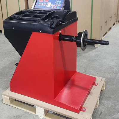 Équilibreur automatique de roue Arbre d'allongement de haute précision Équipement d'équilibrage de pneus Capot en plastique délicat Équilibreur automatique de roue