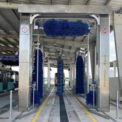Laveuse automatique à bus de type gantry pour véhicule d'une hauteur maximale de 4200 mm
