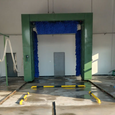 Laveuse automatique à bus de type gantry pour véhicule d'une hauteur maximale de 4200 mm
